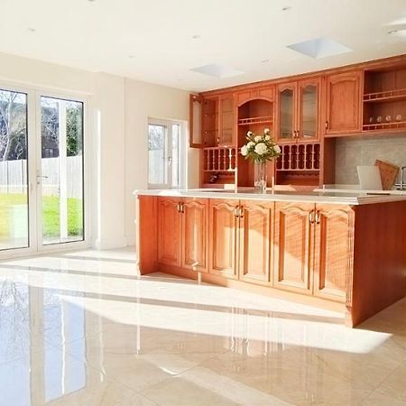 Marigold Villa Гарроу Екстер'єр фото